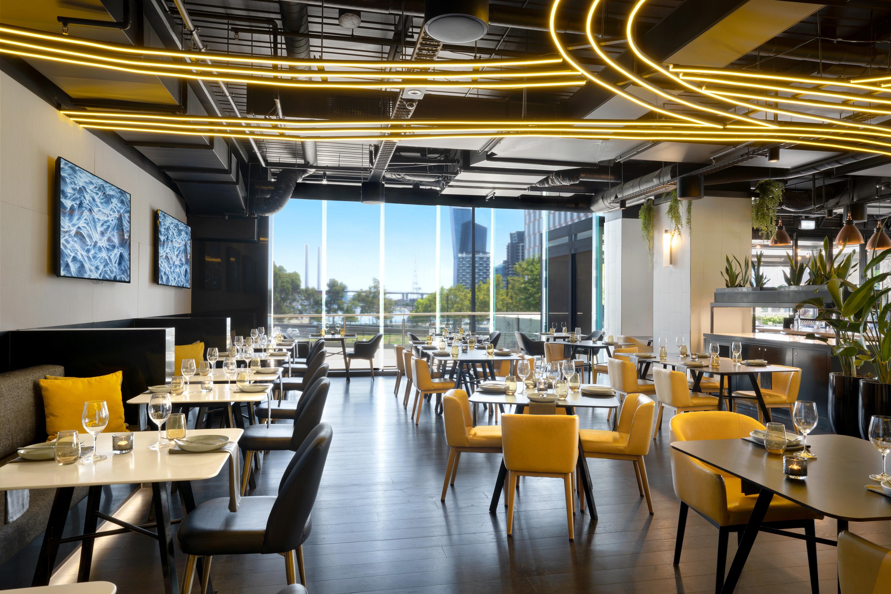 Hotel Peppers Docklands à Ville de Ville de Melbourne Extérieur photo The interior of the restaurant