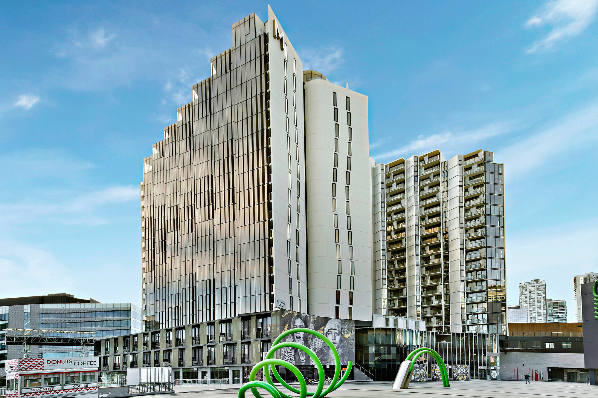 Hotel Peppers Docklands à Ville de Ville de Melbourne Extérieur photo The complex of the Olympic Village